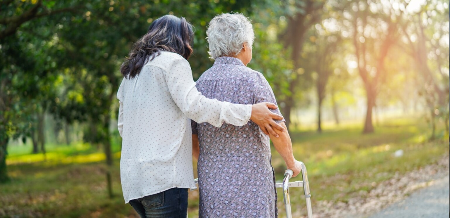 Dizziness In Older Adults With Vertigo DispatchHealth dizziness-in-older-adults-with-vertigo-dispatchhealth