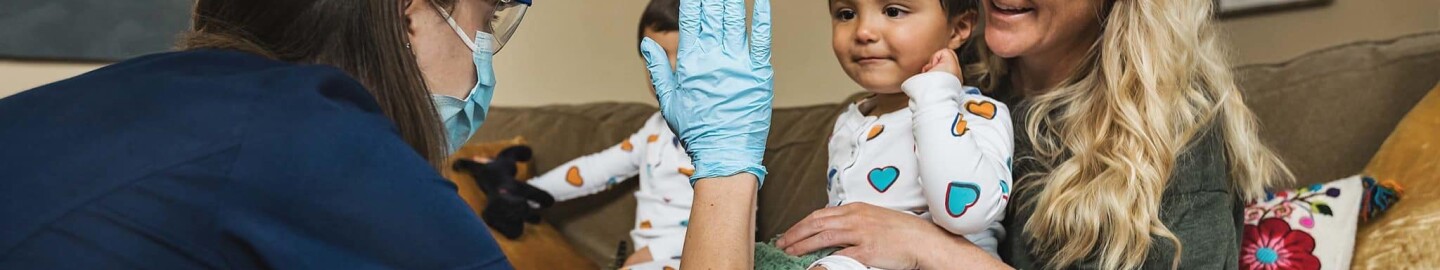 DispatchHealth-Kid_Patient-HighFive-0384